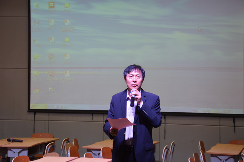 上元小学校长纪四清致辞